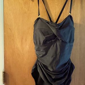 NWT Bandeau Underwire Swimsuit